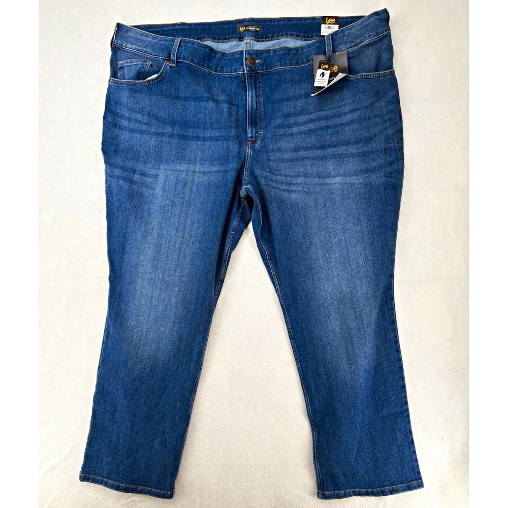 Lee Legendary Style Plus Regular Fit Straight Leg Mid Rise Medium Wash Jeans 30W